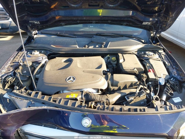 Mercedes-Benz m270 2017 WDCTG4EB3HJ301243 Image 10