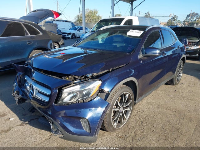 Mercedes-Benz m270 2017 WDCTG4EB3HJ301243 Image 2
