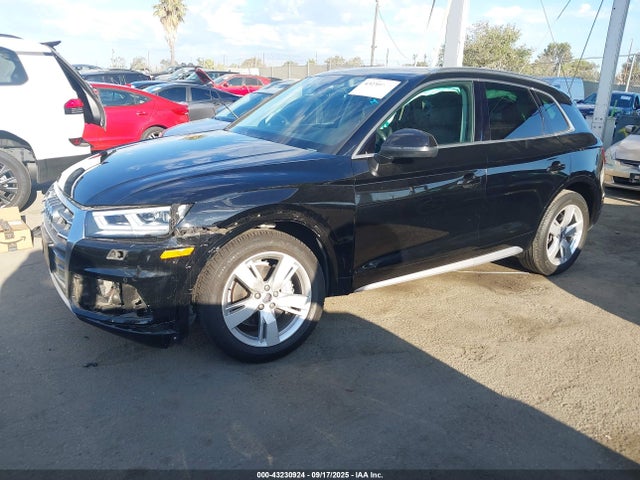 2019 AUDI Q5 WA1BNAFYXK2095598 Photo 1