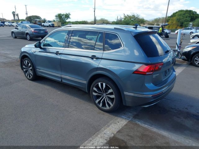 2020 VOLKSWAGEN TIGUAN 3VV4B7AX4LM127885 Photo 2