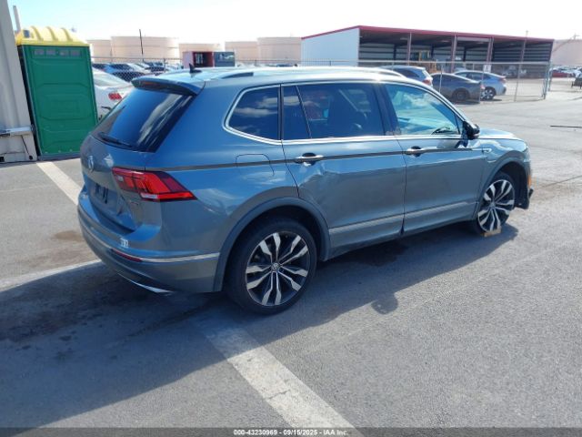 2020 VOLKSWAGEN TIGUAN 3VV4B7AX4LM127885 Photo 3