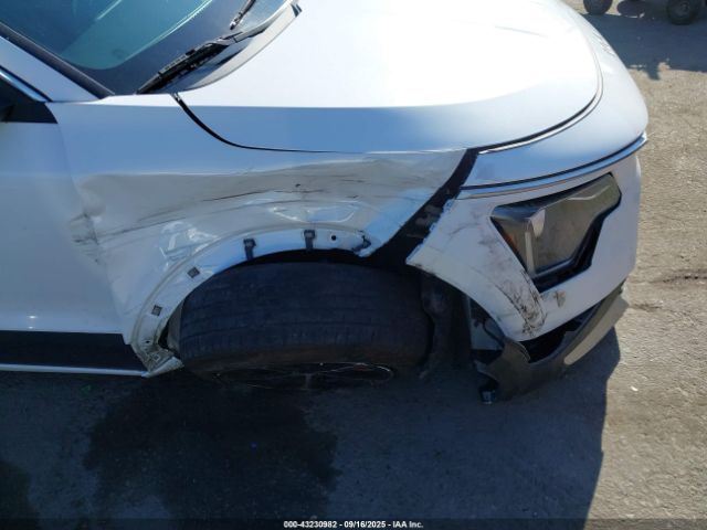 2023 KIA NIRO PLUG-IN HYBRID KNDCS3LF9P5055780 Photo 5