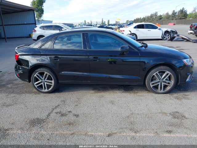 Audi 2017 2017 WAUAUGFF1H1044105 Image 13