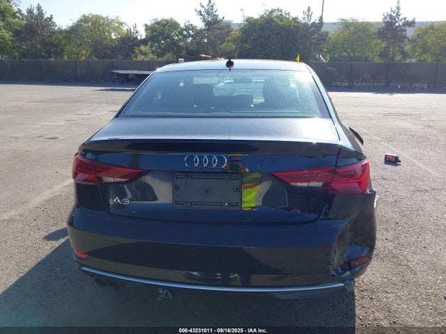 Audi 2017 2017 WAUAUGFF1H1044105 Image 18