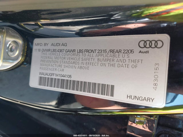 2017 AUDI A3 WAUAUGFF1H1044105 Photo 8