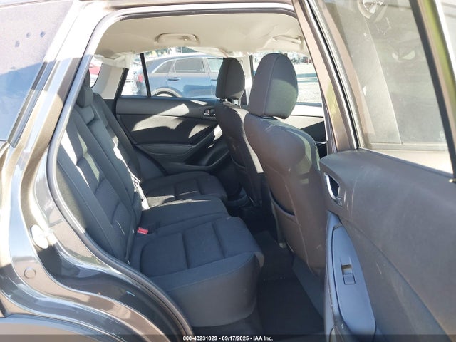 JM3KE4CY9G0631933 Mazda py