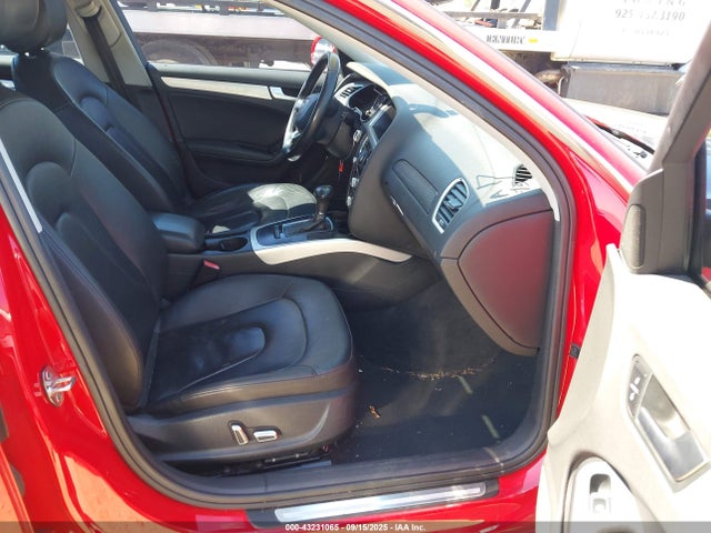 2013 AUDI A4 WAUAFAFL2DA120471 Photo 4