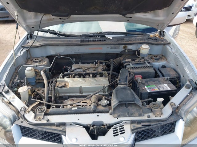 2004 MITSUBISHI OUTLANDER JA4LZ41F04U005205 Photo 9