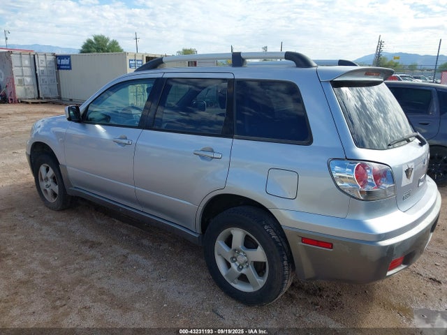 2004 MITSUBISHI OUTLANDER JA4LZ41F04U005205 Photo 2