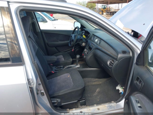 2004 MITSUBISHI OUTLANDER JA4LZ41F04U005205 Photo 4