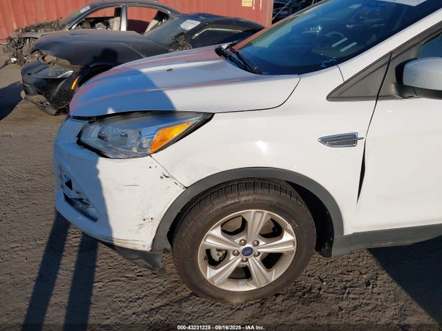1FMCU0G78GUB99334 Ford 2016