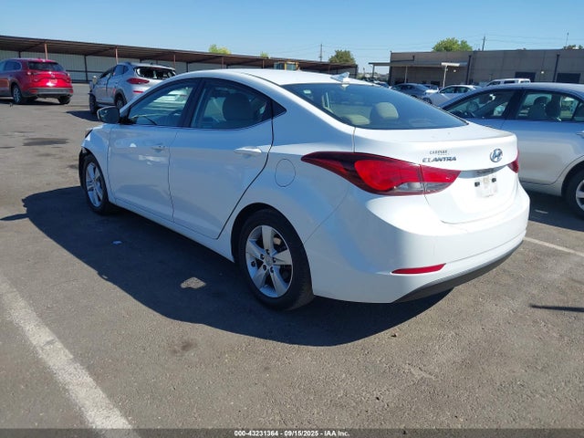 Hyundai dohc mpi nu 2016 5NPDH4AE1GH735515 Image 3