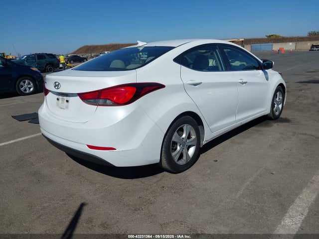 Hyundai dohc mpi nu 2016 5NPDH4AE1GH735515 Image 4