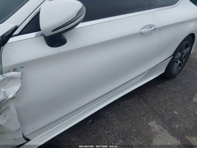 43231393 :رقم المزاد ، WDDWJ8EB0KF856033 vin ، 2019 Mercedes-benz C 300 4matic مزاد بيع