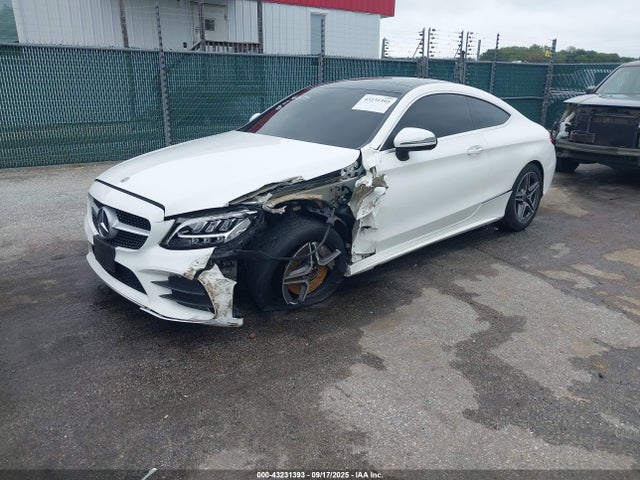 43231393 :رقم المزاد ، WDDWJ8EB0KF856033 vin ، 2019 Mercedes-benz C 300 4matic مزاد بيع