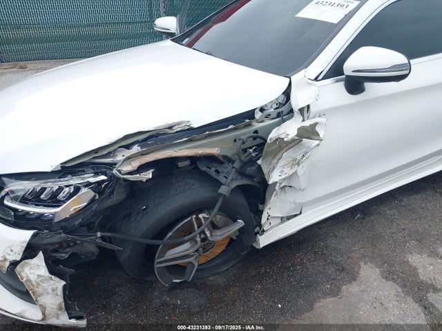 43231393 :رقم المزاد ، WDDWJ8EB0KF856033 vin ، 2019 Mercedes-benz C 300 4matic مزاد بيع