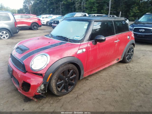 2009 MINI COOPER S WMWMF73569TT98159 Photo 1
