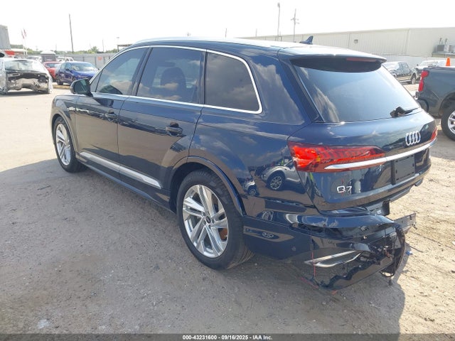 2023 AUDI Q7 WA1VXBF73PD013887 Photo 2
