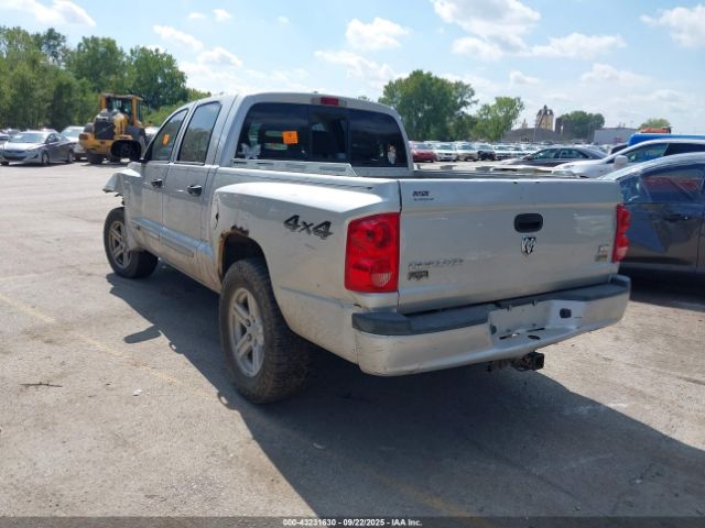 2007 DODGE DAKOTA 1D7HW58P77S137828 Photo 2