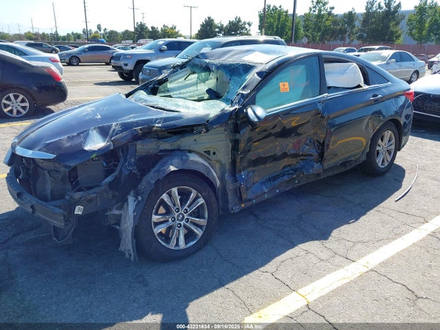 Hyundai gamma 2014 5NPEB4AC7EH895819 Image 2