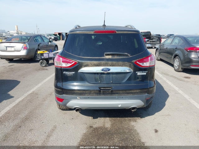 1FMCU0JX8GUC24015 Ford Escape