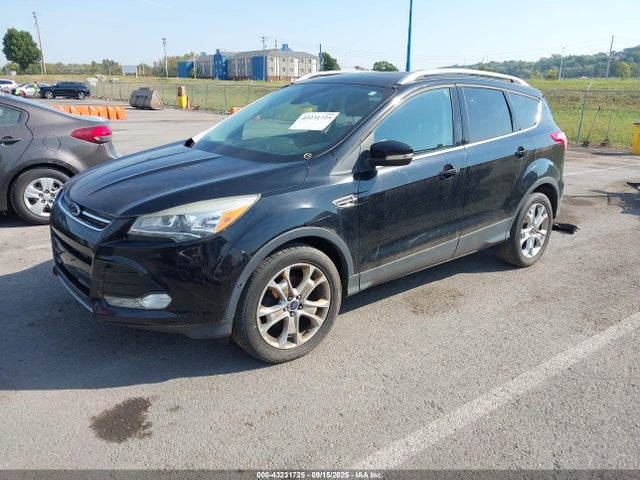 1FMCU0JX8GUC24015 Ford Escape