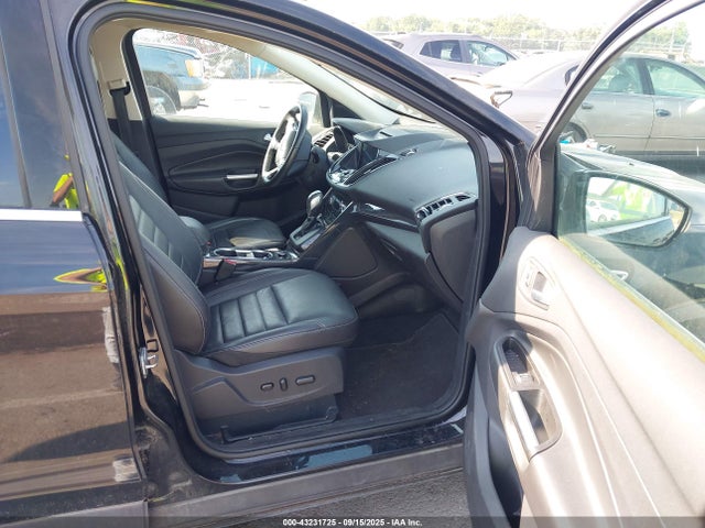 1FMCU0JX8GUC24015 Ford Escape