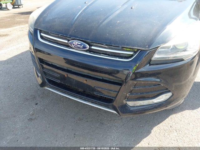 1FMCU0JX8GUC24015 Ford Escape