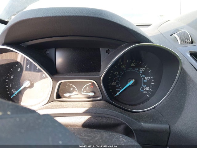 1FMCU0JX8GUC24015 Ford Escape