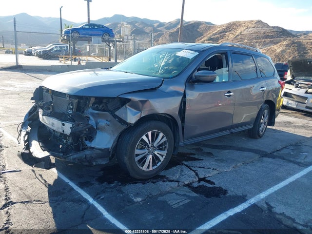 Nissan 2019 2019 5N1DR2MN4KC650987 Image 2