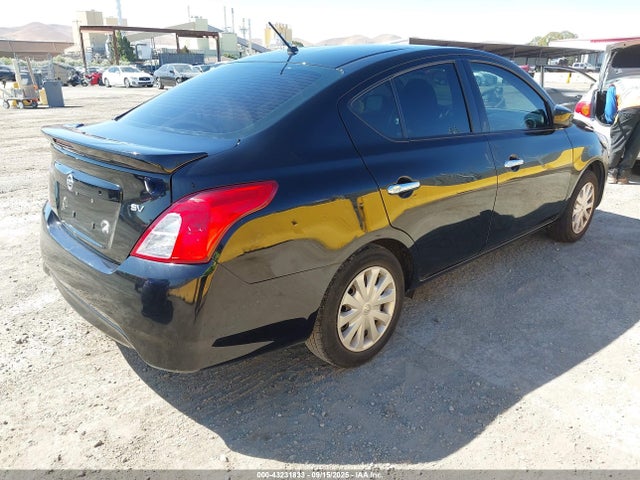 Nissan 2018 2018 3N1CN7AP5JL856484 Image 4