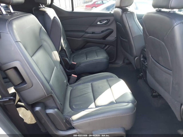 1GNERHKW1NJ126565 Chevrolet lfy