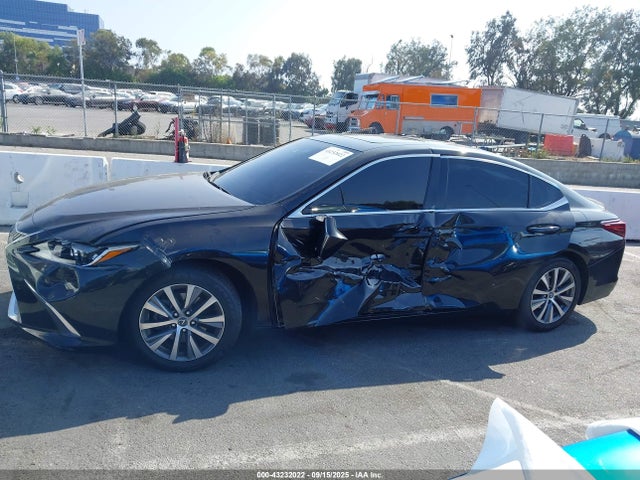 Продажа на аукционе авто 2020 Lexus Es 350, vin: 58ACZ1B13LU080510, номер лота: 43232022