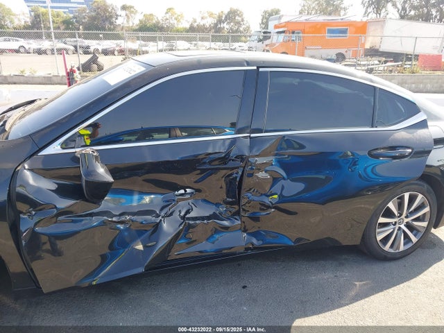 Продажа на аукционе авто 2020 Lexus Es 350, vin: 58ACZ1B13LU080510, номер лота: 43232022