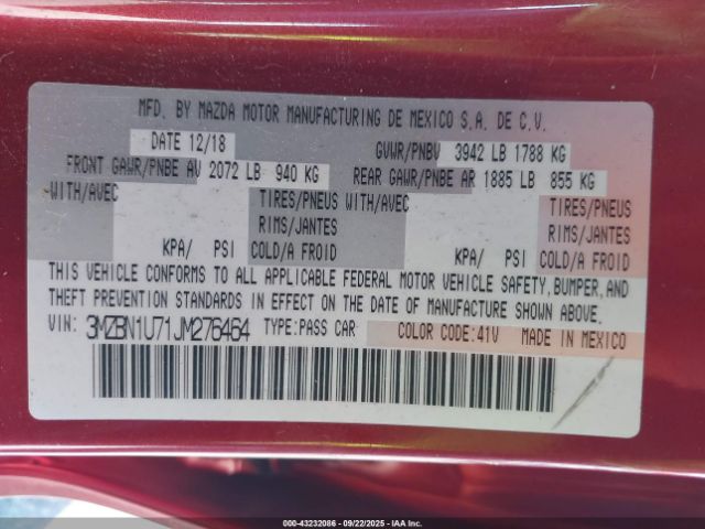 2018 MAZDA MAZDA3 3MZBN1U71JM276464 Photo 8