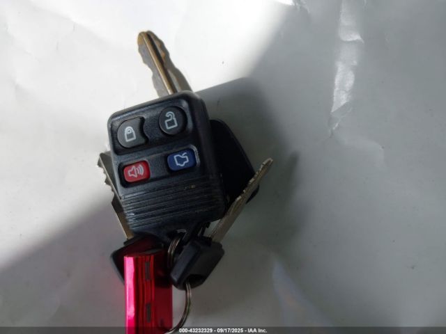 2003 FORD FOCUS 1FAFP34Z93W289094 Photo 10