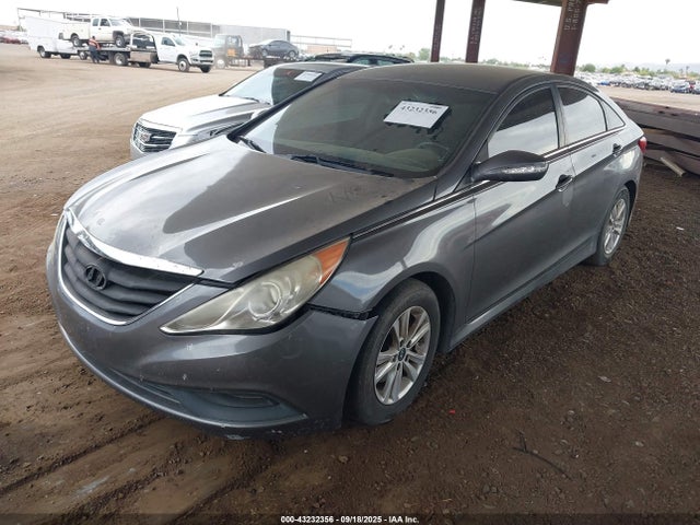 Hyundai gamma 2014 5NPEB4AC0EH931303 Image 2