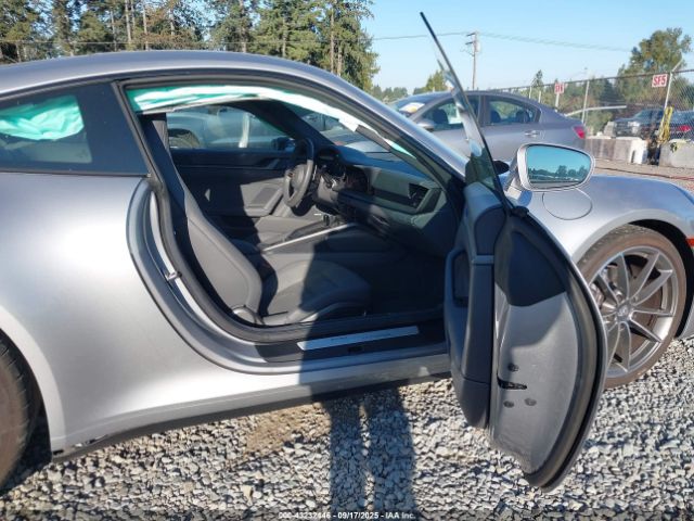 2024 PORSCHE 911 WP0AA2A91RS207251 Photo 4