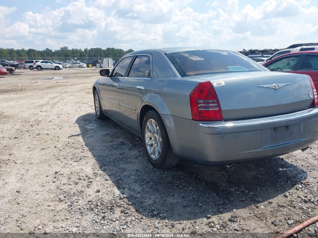 2006 Chrysler 300c მანქანა იყიდება აუქციონზე, vin: 2C3LA63H96H450057, აუქციონის ნომერი: 43232684