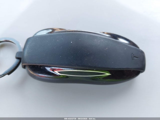 2016 TESLA MODEL S 5YJSA1E20GF137408 Photo 10