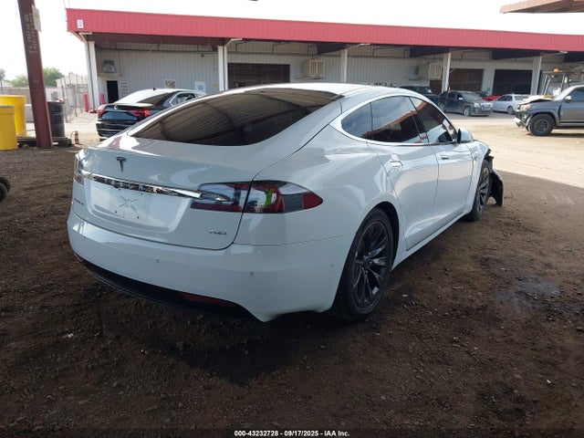 2016 TESLA MODEL S 5YJSA1E20GF137408 Photo 3