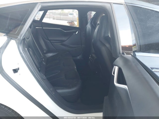 2016 TESLA MODEL S 5YJSA1E20GF137408 Photo 7