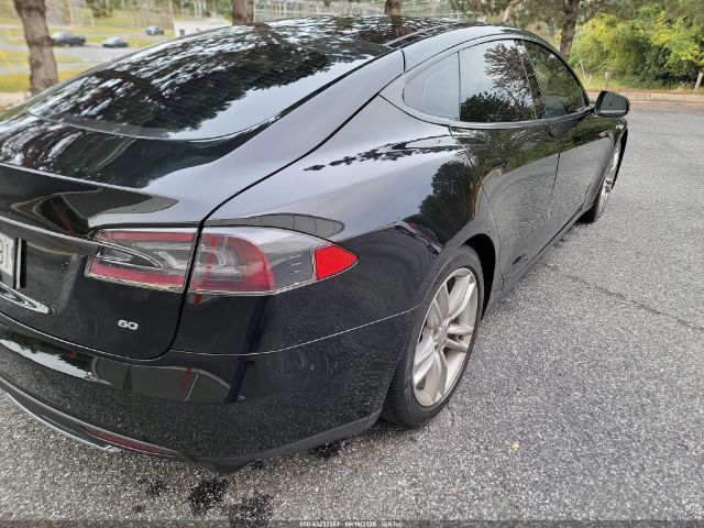2013 TESLA MODEL S 5YJSA1CG0DFP15808 Photo 3