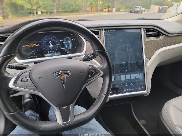 2013 TESLA MODEL S 5YJSA1CG0DFP15808 Photo 4