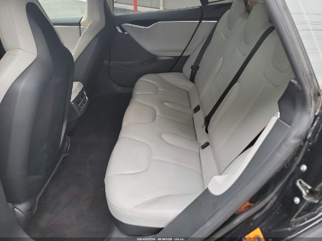 2013 TESLA MODEL S 5YJSA1CG0DFP15808 Photo 7