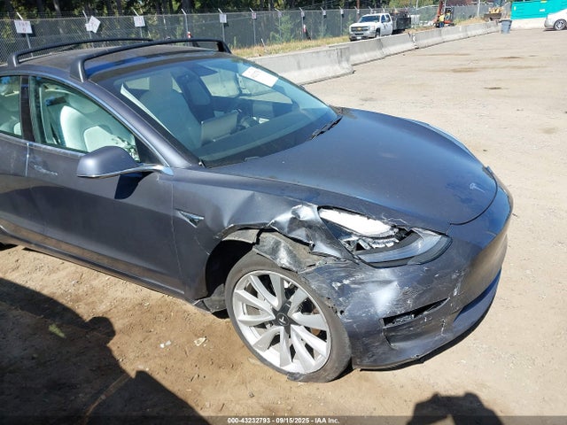 Tesla 2019 2019 5YJ3E1EB2KF192668 Image 6