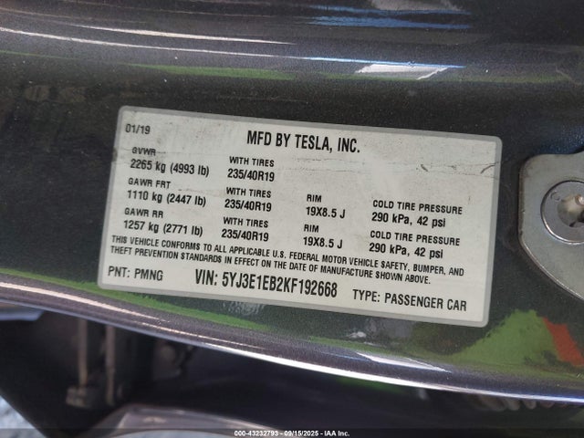 Tesla 2019 2019 5YJ3E1EB2KF192668 Image 9