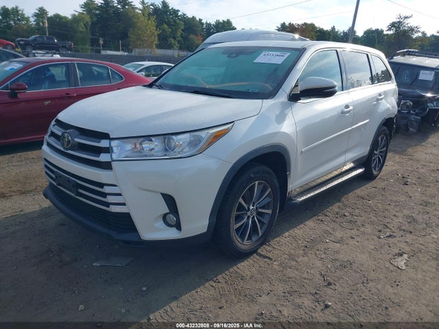 5TDJZRFH0KS592849 Toyota Highlander Xle