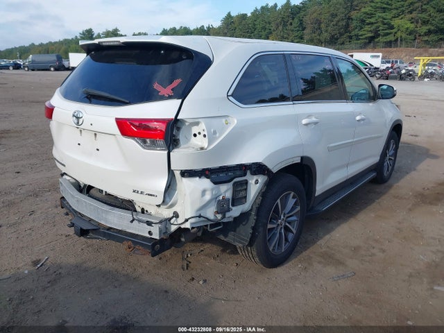 5TDJZRFH0KS592849 Toyota Highlander Xle