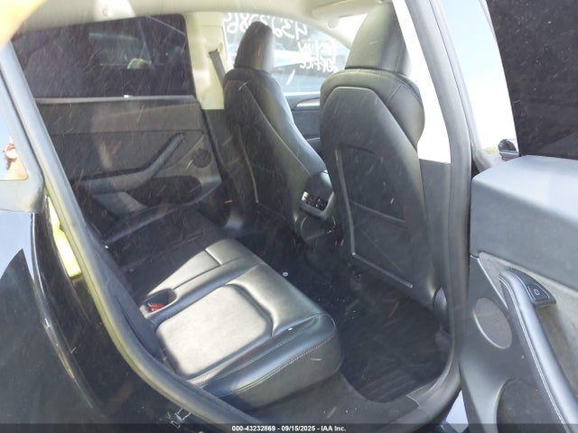 2023 TESLA MODEL Y 7SAYGDEE9PF880253 Photo 7